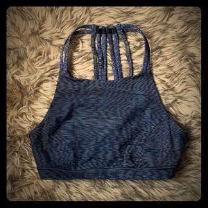 Lululemon sports bra
